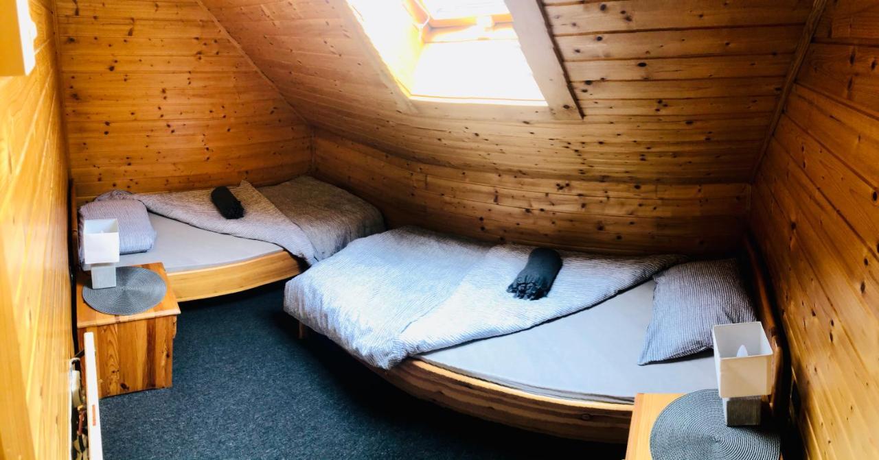 Holiday Cottage Krishtan Подчетртек Екстер'єр фото